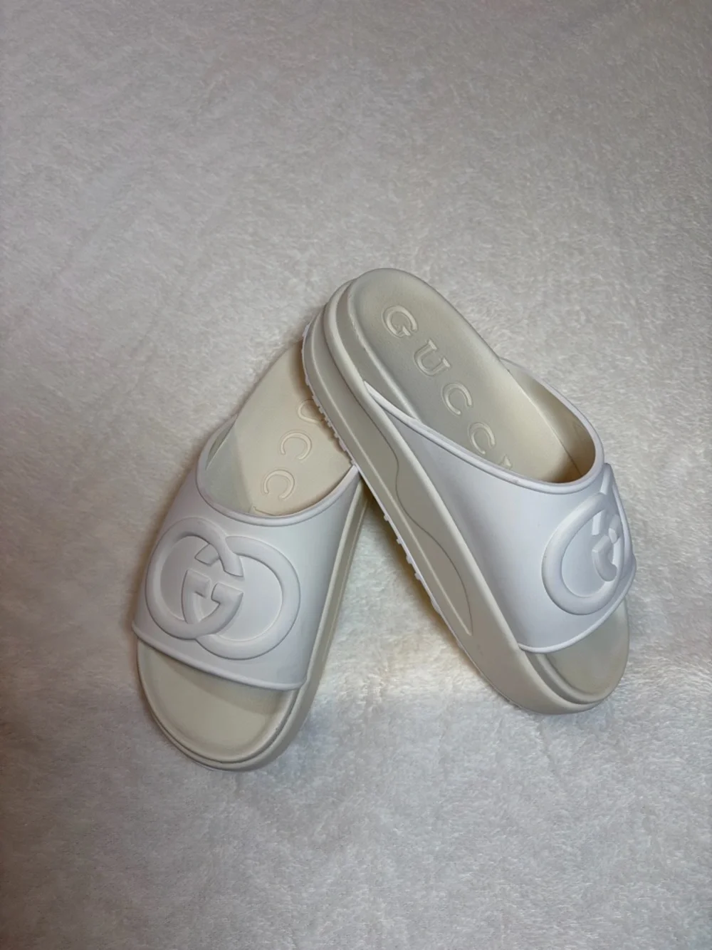 Gucci Miami Interlocking G Platform Off White Logo Rubber Slide Sandals - Picture 2 of 7